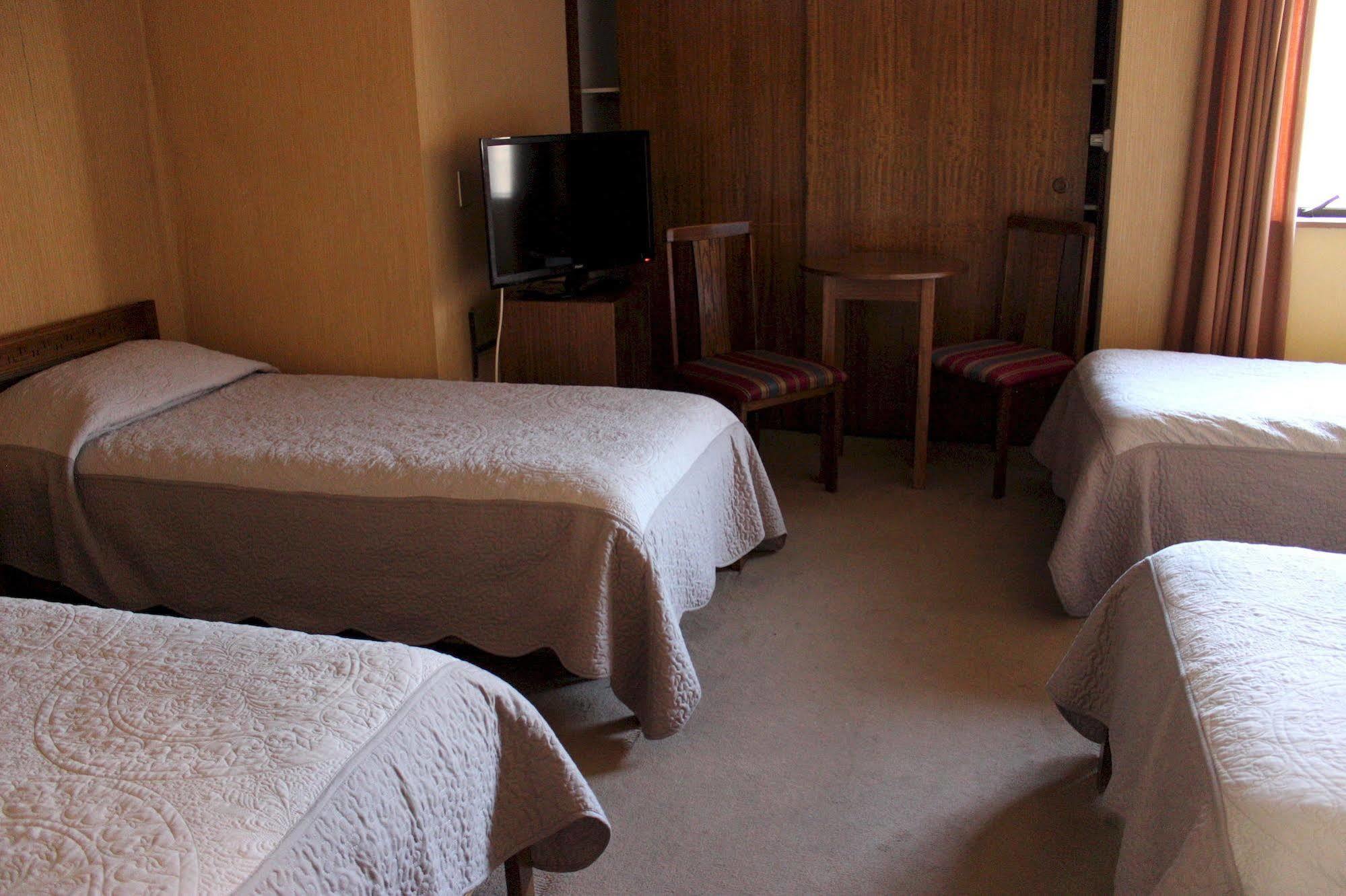 Hotel Antupiren Puerto Montt Buitenkant foto