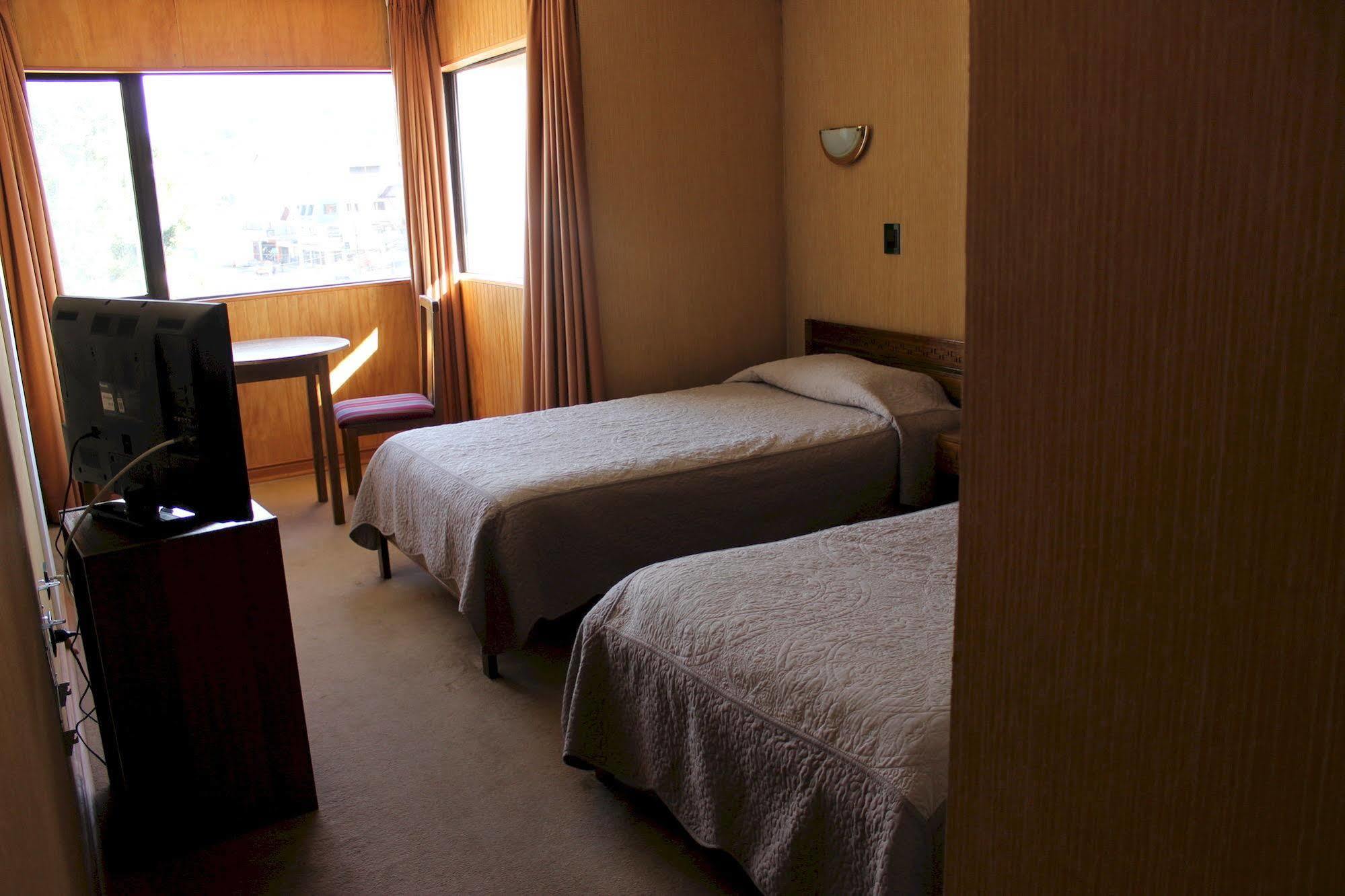Hotel Antupiren Puerto Montt Buitenkant foto