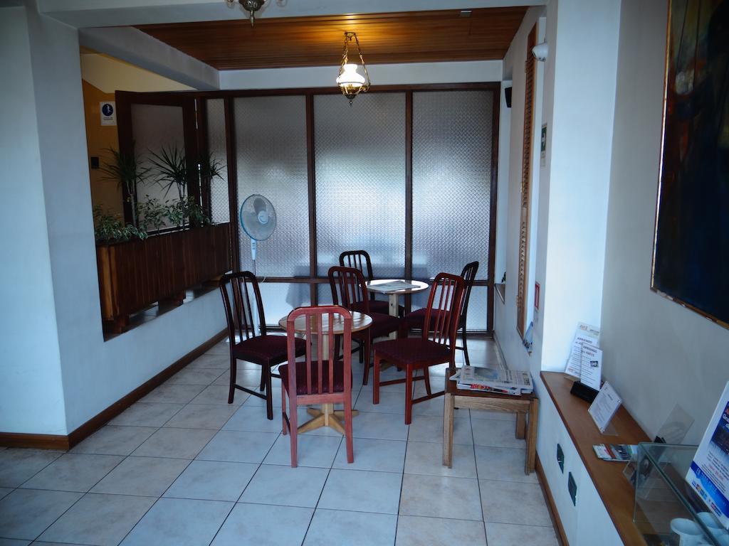 Hotel Antupiren Puerto Montt Buitenkant foto